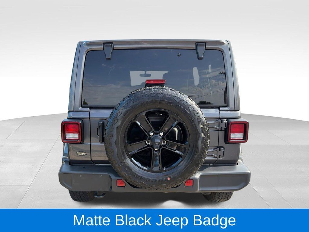 Used 2021 Jeep Wrangler Unlimited Sahara AWD/4WD image 10