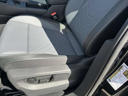 New 2026 Volkswagen Tiguan SE AWD/4WD image 14