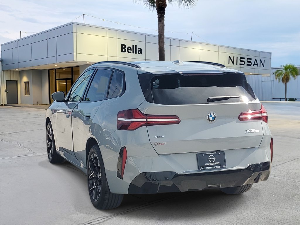 Used 2025 BMW X3 xDrive30i AWD/4WD image 4