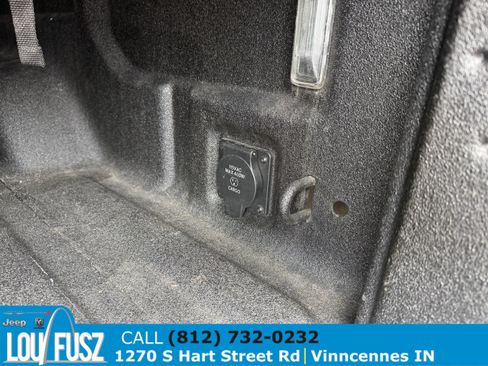 Used 2022 Jeep Gladiator Overland AWD/4WD image 13