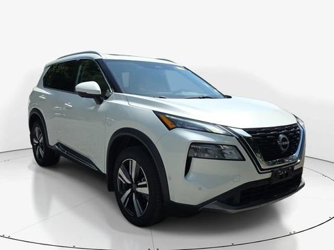 Used 2023 Nissan Rogue SL w/ SL Premium Package AWD/4WD image 3