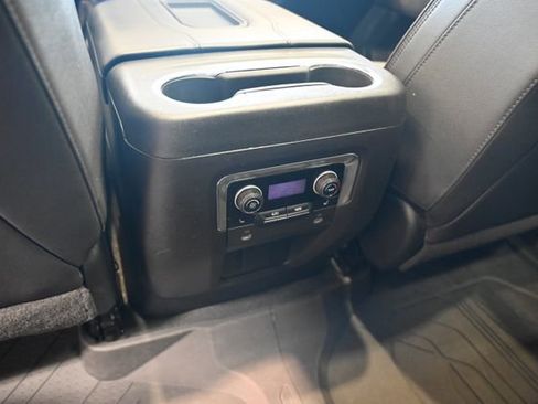 Used 2023 Chevrolet Tahoe High Country AWD/4WD image 32
