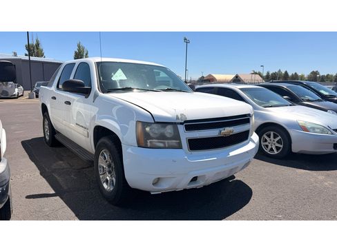 Used 2009 Chevrolet Avalanche LS AWD/4WD image 3