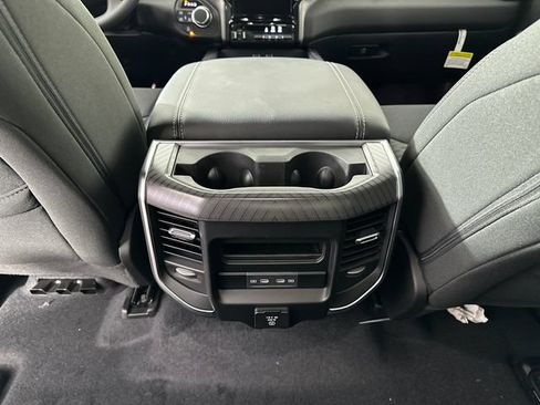 New 2026 RAM 1500 4x4 Crew Cab image 15