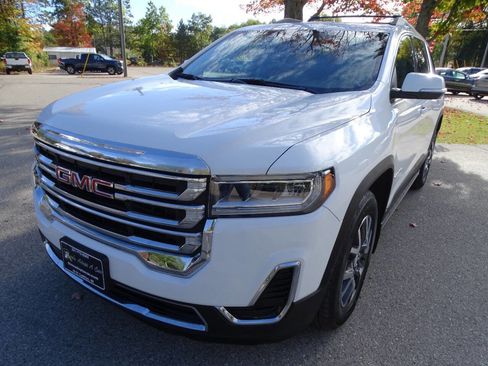 Used 2023 GMC Acadia SLE w/ Infotainment Package image 6