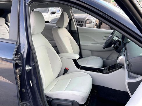 Used 2024 Hyundai Kona SEL w/ Convenience Package image 7