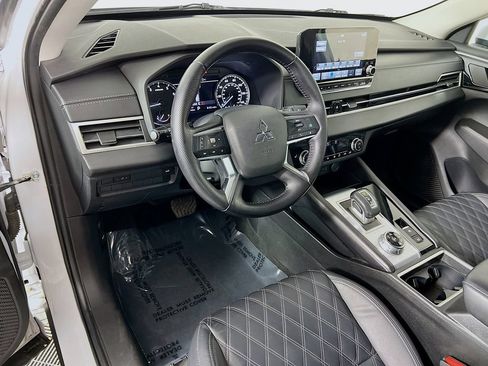 Used 2022 Mitsubishi Outlander SEL AWD/4WD image 9