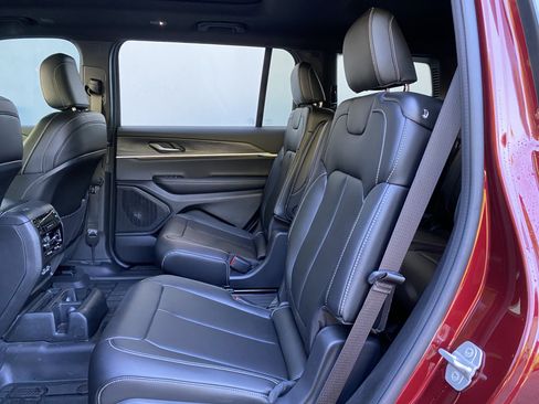 Used 2025 Jeep Grand Cherokee L Limited w/ Trailer Tow Package AWD/4WD image 37