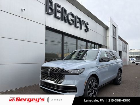 New 2026 Lincoln Navigator Reserve AWD/4WD image 1