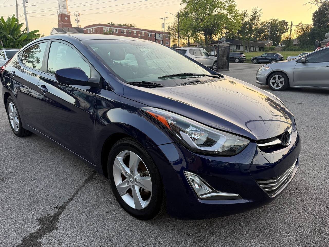 Used 2013 Hyundai Elantra GLS w/ Preferred Pkg FWD image 8