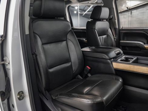 Used 2019 Chevrolet Silverado 3500 LTZ w/ Duramax Plus Package image 30