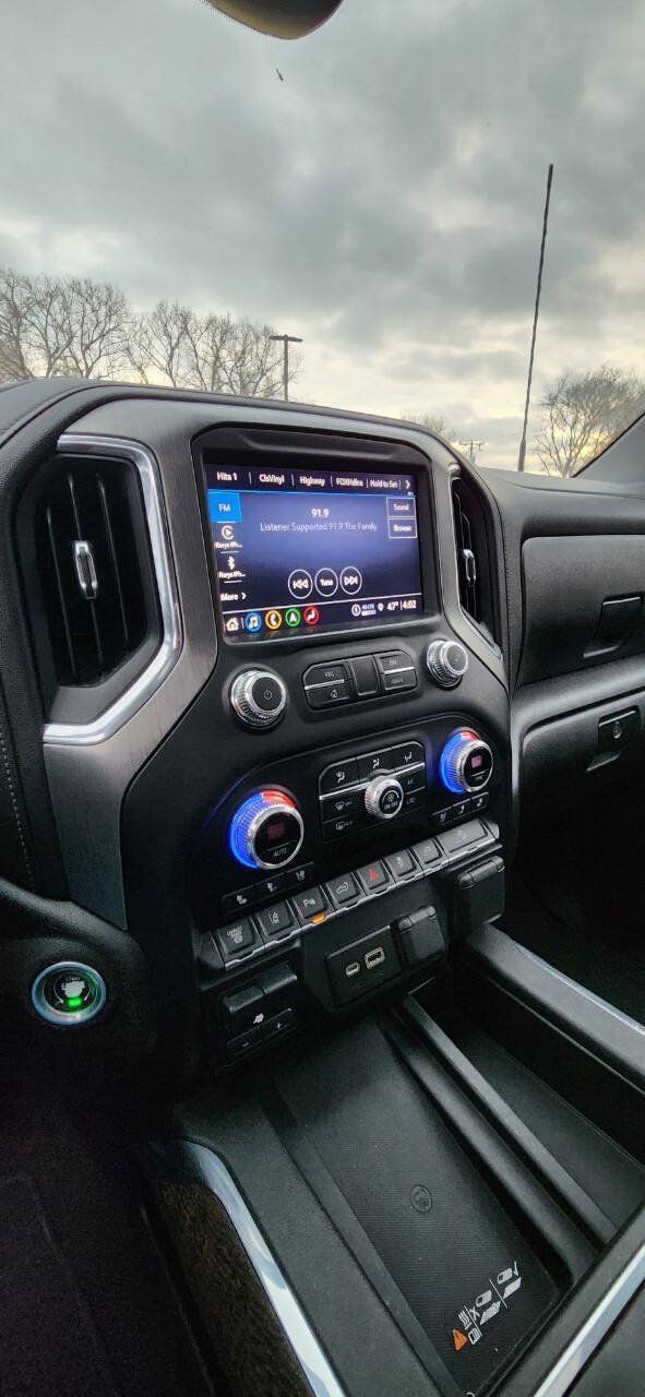 Used 2022 GMC Sierra 2500 Denali AWD/4WD image 19