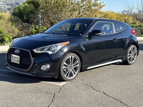 Used 2016 Hyundai Veloster Turbo image 3