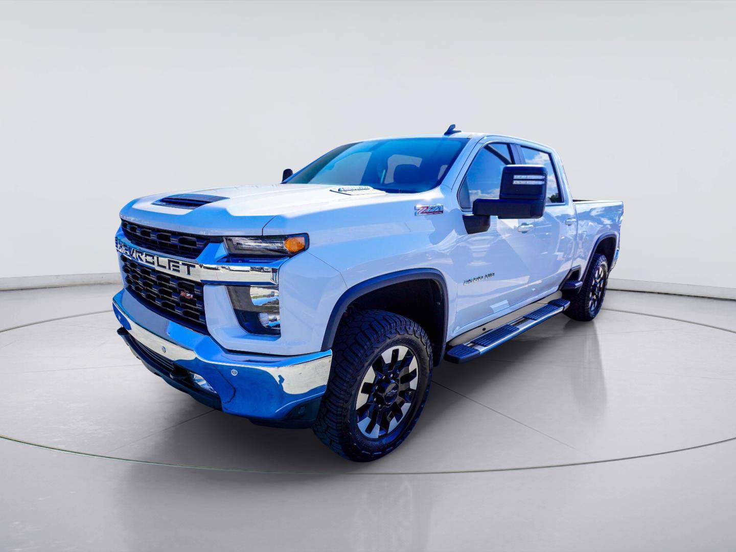 Used 2020 Chevrolet Silverado 2500 LT w/ All Star Edition AWD/4WD image 2