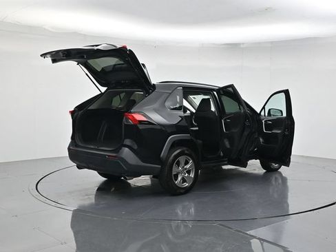 Used 2023 Toyota RAV4 XLE AWD/4WD image 51