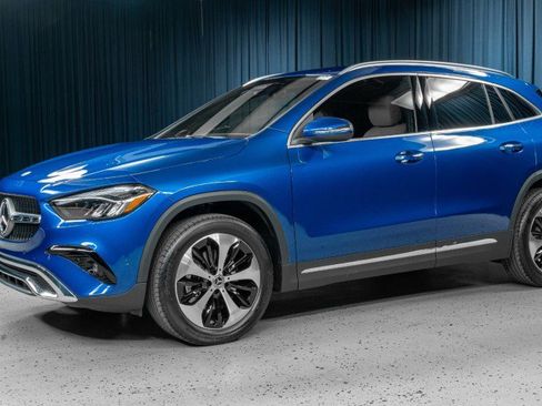Certified 2025 Mercedes-Benz GLA 250 250 SUV image 1