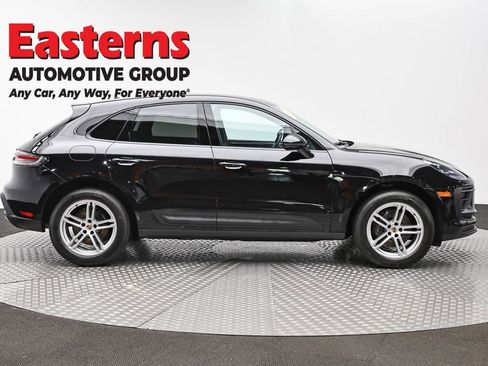 Used 2022 Porsche Macan AWD/4WD image 4