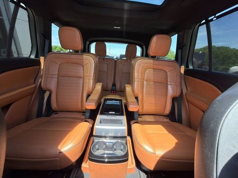 Used 2023 Lincoln Aviator Black Label Grand Touring w/ Class IV Trailer Tow Package AWD/4WD image 44