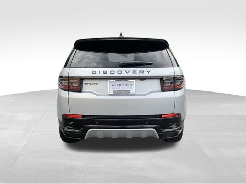 Certified 2025 Land Rover Discovery Sport Dynamic SE image 7