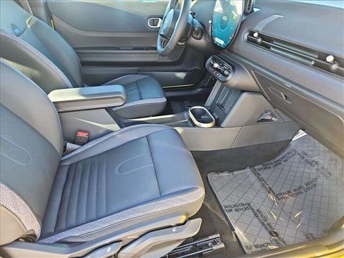 Used 2025 MINI Cooper S image 19