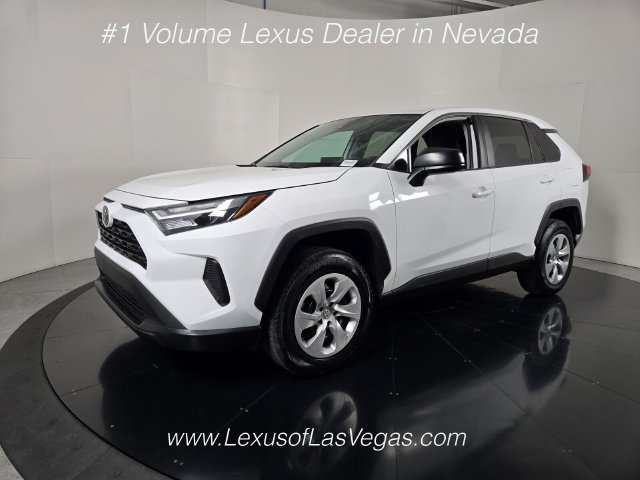 Used 2023 Toyota RAV4 LE AWD/4WD image 2