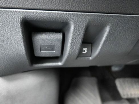 Used 2026 Toyota Grand Highlander XLE image 23