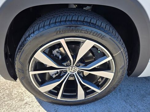 New 2026 Volkswagen Atlas SEL Premium R-Line AWD/4WD image 5
