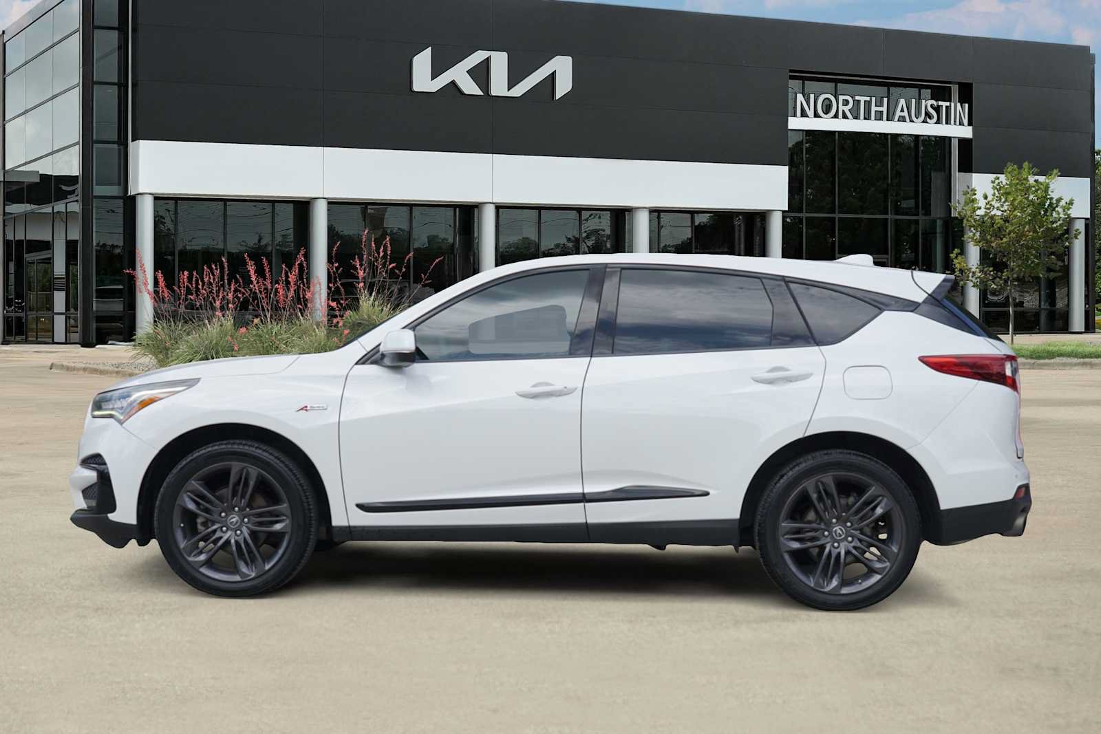 Used 2020 Acura RDX A-Spec w/ Technology Package AWD/4WD image 3