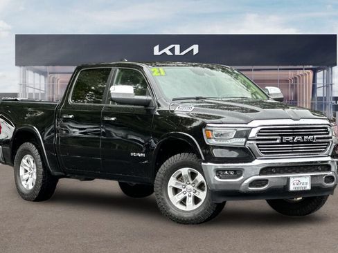Used 2021 RAM 1500 Laramie AWD/4WD image 2