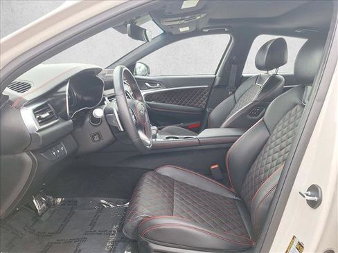 Used 2025 Genesis G70 3.3T Advanced w/ Sport Prestige Package image 10