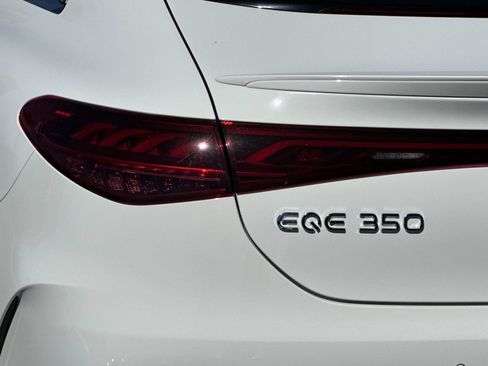 Certified 2024 Mercedes-Benz EQE 350+ 4MATIC Sedan image 33