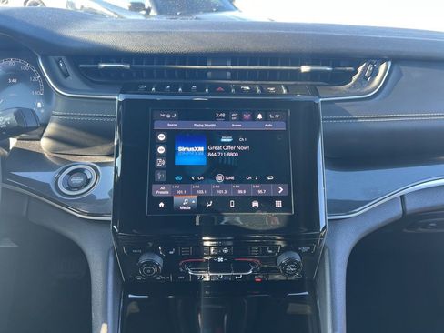 Used 2022 Jeep Grand Cherokee L Altitude image 20