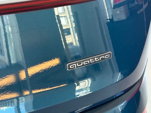 Used 2022 Audi Q7 Premium Plus w/ Premium Plus Package image 22