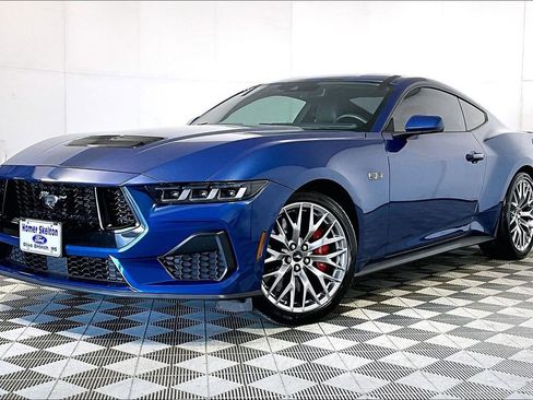 Used 2024 Ford Mustang GT Premium image 2