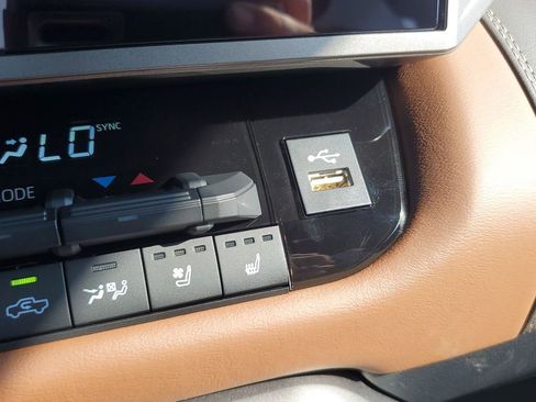 Certified 2026 Toyota Tundra 1794 Edition image 32