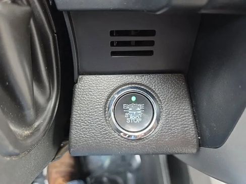 Used 2021 Ford F250 Lariat w/ Lariat Ultimate Package image 36