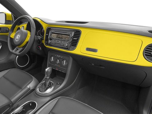 Used 2014 Volkswagen Beetle 2.5 image 16