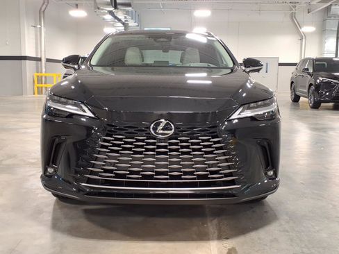 New 2026 Lexus RX 450h AWD image 2