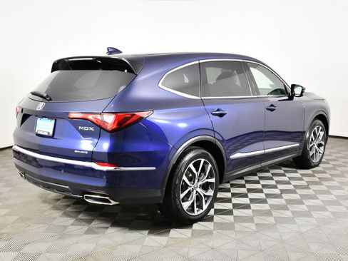 Used 2024 Acura MDX SH-AWD w/ Technology Package image 6