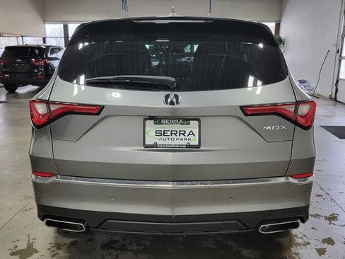 Used 2023 Acura MDX SH-AWD w/ Technology Package image 6