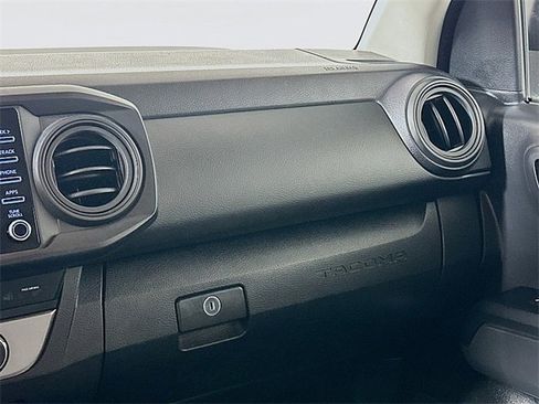 Used 2022 Toyota Tacoma SR image 21