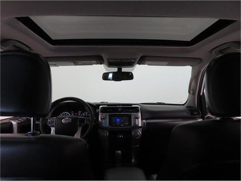 Used 2016 Toyota 4Runner SR5 Premium image 19