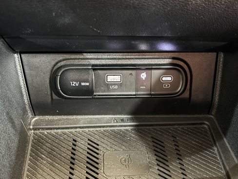 Used 2025 Kia Sportage SX FWD image 22