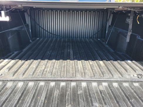 Certified 2025 Toyota Tacoma SR5 AWD/4WD image 23