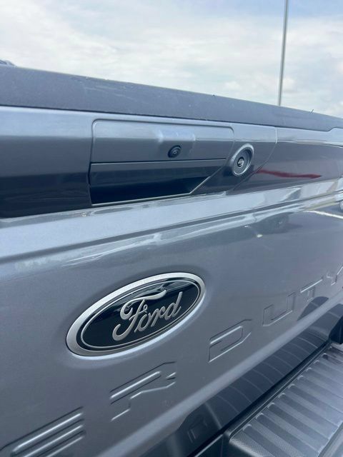 Used 2024 Ford F250 Lariat w/ Black Appearance Package AWD/4WD image 12