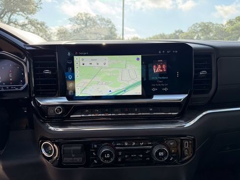 Used 2024 Chevrolet Silverado 1500 LTZ w/ LTZ Premium Texas Edition RWD image 15