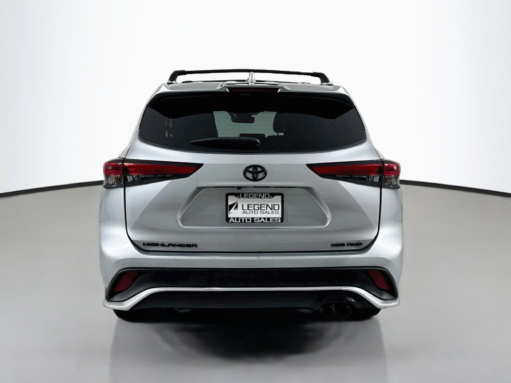 Used 2021 Toyota Highlander XSE AWD/4WD image 7