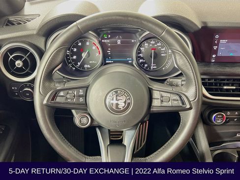 Used 2022 Alfa Romeo Stelvio Sprint AWD/4WD image 14