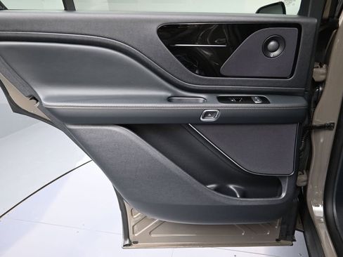 New 2025 Lincoln Aviator Reserve w/ Illumination Package image 24