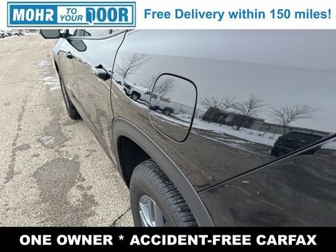 Used 2025 GMC Acadia Elevation image 12